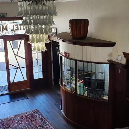 Hotel Motueka Backpackers, Loud Live Music Friday Saturday Nights מראה חיצוני תמונה